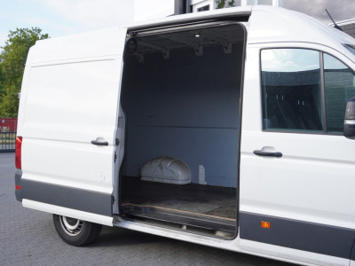 Volkswagen Crafter 2.0 TDI 140PK L3H3 - Airco - Radio - Cruise - €16.900,- Excl. 11