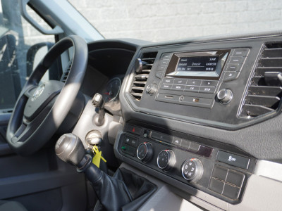 Volkswagen Crafter 2.0 TDI 140PK L3H3 - Airco - Radio - Cruise - €16.900,- Excl. 3
