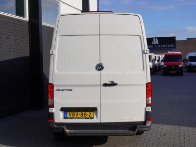 Volkswagen Crafter 2.0 TDI 140PK L3H3 - Airco - Radio - Cruise - €16.900,- Excl. 7