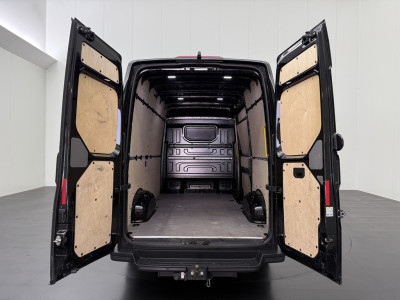 Volkswagen Crafter 2.0TDI 140PK L3H3 Comfortline | Multimedia | Camera | 3-Zits | Trekhaak | Gate Locks 4