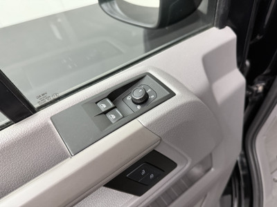 Volkswagen Crafter 2.0TDI 140PK L3H3 Comfortline | Multimedia | Camera | 3-Zits | Trekhaak | Gate Locks 8