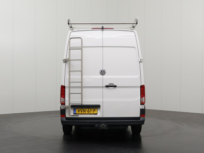 Volkswagen Crafter 2.0TDI 140PK L3H3 Highline Imperiaal | Trekhaak | Navigatie | Camera | Airco | Cruise | 3-Zits foto 11