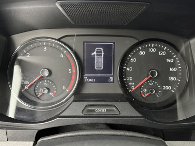 Volkswagen Crafter 2.0TDI 140PK L3H3 Highline Imperiaal | Trekhaak | Navigatie | Camera | Airco | Cruise | 3-Zits foto 9