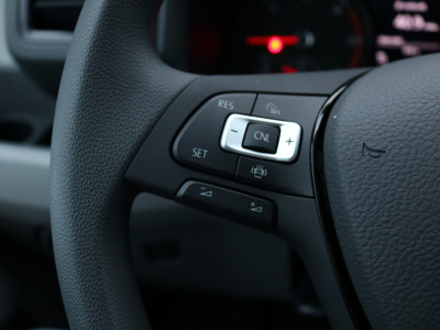 Volkswagen Crafter 2.0 TDI 140pk L3 H3 Automaat Airco Navigatie Apple Carplay Camera foto 17