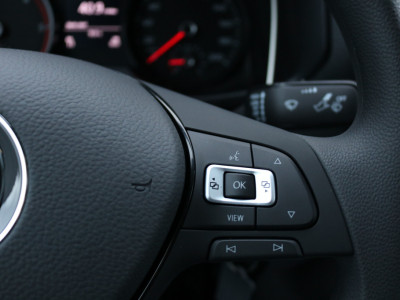 Volkswagen Crafter 2.0 TDI 140pk L3 H3 Automaat Airco Navigatie Apple Carplay Camera foto 18