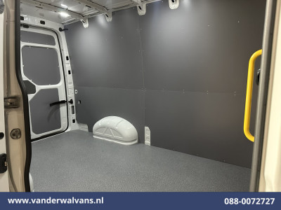 Volkswagen Crafter 2.0 TDI 140pk L3H3 L2H2 Euro6 Airco | Camera | Apple Carplay | Cruisecontrol Android Auto 12