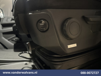 Volkswagen Crafter 2.0 TDI 140pk L3H3 (L2H2) Euro6 Airco | Massagestoel | Camera | Apple Carplay | Cruisecontrol Chauffeursstoel, Android Auto, 2800kg trekvermogen 7