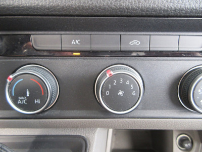 Volkswagen Crafter 2.0 TDI 140 pk L3H3 automaat airco navigatie camera foto 11