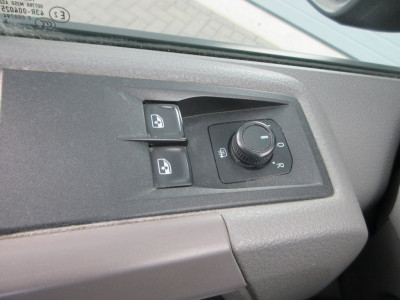 Volkswagen Crafter 2.0 TDI 140 pk L3H3 automaat airco navigatie camera foto 15