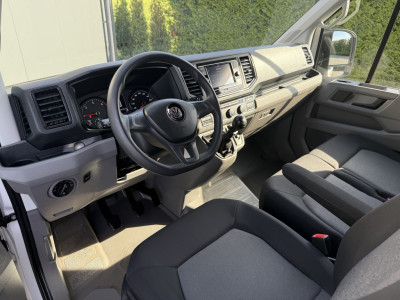 Volkswagen Crafter 2.0 TDI 141 PK / L3H3 / 2x SCHUIFDEUR / IMPERIAAL + LADDER / 3 TONS TREKHAAK / CAMERA / 3-ZITS / VERWARMDE VOORRUIT foto 8