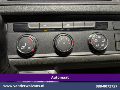 Volkswagen Crafter 2.0 TDI 141pk Automaat L3H3 L2H2 Euro6 Airco | Camera | Navigatie | Apple Carplay Android Auto, Parkeersensoren, Bijrijdersbank foto 6