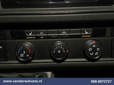 Volkswagen Crafter 2.0 TDI 141pk L3H2 L2H1 Euro6 Airco | Camera | Apple Carplay | Android Auto Parkeersensoren, Bijrijdersbank foto 4