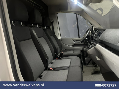 Volkswagen Crafter 2.0 TDI 141pk L3H2 L2H1 Euro6 Airco | Camera | Apple Carplay | Android Auto Parkeersensoren, Bijrijdersbank, 3000kg trekvermogen foto 6