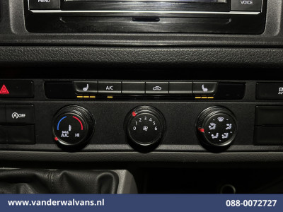 Volkswagen Crafter 2.0 TDI 141pk L3H2 L2H1 Euro6 Airco | Camera | Apple Carplay | Android Auto Stoelverwarming, 270 Graden Achterdeuren, Parkeersensoren, Bijrijdersbank foto 6