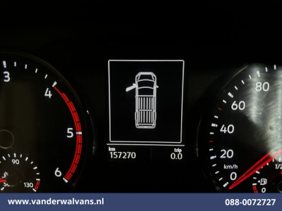 Volkswagen Crafter 2.0 TDI 141pk L3H2 L2H1 Euro6 Airco | Camera | Navigatie | LED | 3000kg Trekhaak | Cruisecontrol Android Auto, Leder, Verwarmde voorruit, Parkeersensoren, Bijrijdersbank 21