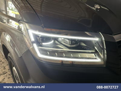 Volkswagen Crafter 2.0 TDI 141pk L3H2 L2H1 Euro6 Airco | Camera | Navigatie | LED | 3000kg Trekhaak | Cruisecontrol Android Auto, Leder, Verwarmde voorruit, Parkeersensoren, Bijrijdersbank 4