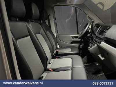 Volkswagen Crafter 2.0 TDI 141pk L3H2 L2H1 Euro6 Airco | Navigatie | Apple Carplay | Cruisecontrol | 3000kg Trekhaak Android Auto, Parkeersensoren, Bijrijdersbank foto 9