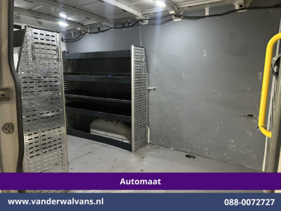 Volkswagen Crafter 2.0 TDI 141pk L3H2 L2H1 inrichting Euro6 Airco | Camera | Apple Carplay | Parkeersensoren Android Auto, Bijrijdersbank foto 11