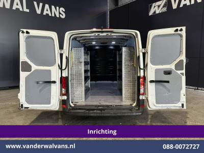 Volkswagen Crafter 2.0 TDI 141pk L3H2 L2H1 inrichting Euro6 Airco | Camera | Parkeersensoren Bijrijdersbank foto 2