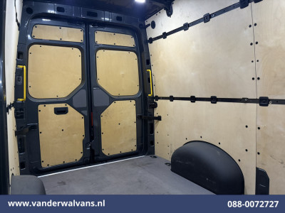 Volkswagen Crafter 2.0 TDI 141pk L3H3 L2H2 Euro6 Airco | Camera | Android Auto | Adaptieve Cruisecontrol 3000kg trekvermogen 13