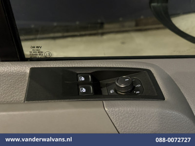 Volkswagen Crafter 2.0 TDI 141pk L3H3 L2H2 Euro6 Airco | Camera | Android Auto | Adaptieve Cruisecontrol 3000kg trekvermogen 21