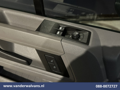 Volkswagen Crafter 2.0 TDI 141pk L3H3 L2H2 Euro6 Airco | Camera | Apple Carplay | Cruisecontrol | 3000kg Trekhaak Android Auto, Chauffeursstoel, Bijrijdersbank foto 18