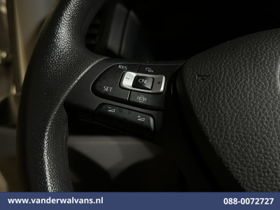 Volkswagen Crafter 2.0 TDI 141pk L3H3 L2H2 Euro6 Airco | Camera | Apple Carplay | Cruisecontrol | 3000kg Trekhaak Android Auto, Chauffeursstoel, Bijrijdersbank foto 5