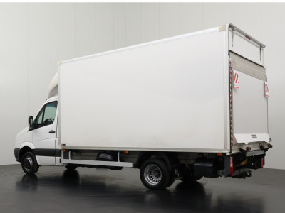 Volkswagen Crafter 2.0TDI 164PK Bakwagen+Laadklep | 3500Kg Trekhaak | Zijdeur | Navigatie | Airco | Cruise | 3-Zits 6