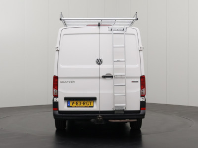 Volkswagen Crafter 2.0TDI 177PK Automaat L3H2 4x4 | 4-Motion | Imperiaal | Trekhaak | Navigatie | Camera | Airco | Cruise | 3-Zits foto 11