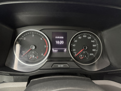 Volkswagen Crafter 2.0TDI 177PK Automaat L3H2 4x4 | 4-Motion | Imperiaal | Trekhaak | Navigatie | Camera | Airco | Cruise | 3-Zits foto 15