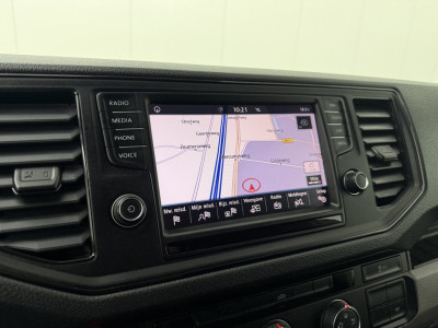 Volkswagen Crafter 2.0TDI 177PK Automaat L3H2 4x4 | 4-Motion | Imperiaal | Trekhaak | Navigatie | Camera | Airco | Cruise | 3-Zits foto 21