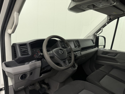 Volkswagen Crafter 2.0TDI 177PK Automaat L3H2 4x4 | 4-Motion | Imperiaal | Trekhaak | Navigatie | Camera | Airco | Cruise | 3-Zits foto 3
