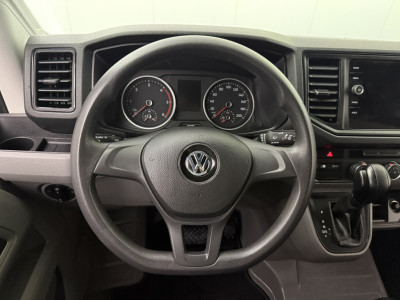 Volkswagen Crafter 2.0TDI 177PK Automaat L3H3 | Exclusive | Led | Navigatie | Camera | Multimedia | Airco | Cruise foto 15