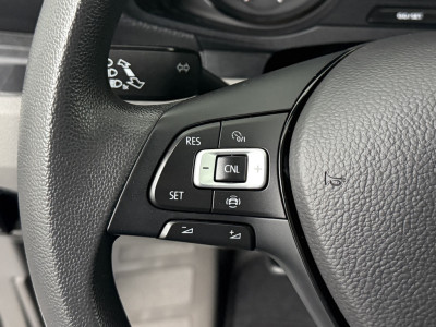 Volkswagen Crafter 2.0TDI 177PK Automaat L3H3 Highline | Trekhaak 3000Kg | Navigatie | Camera | Multimedia | Airco | Cruise | 3-Zits foto 16