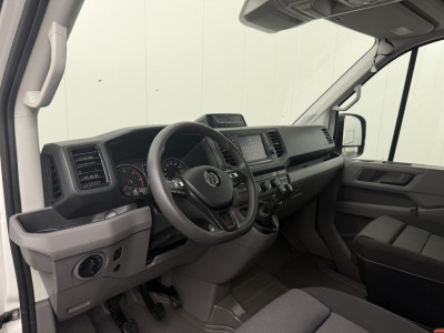 Volkswagen Crafter 2.0TDI 177PK BE Bakwagen+Laadklep | 4.55 Laadlengte | Navigatie | Multimedia | Airco | Cruise | Dakspoiler foto 3