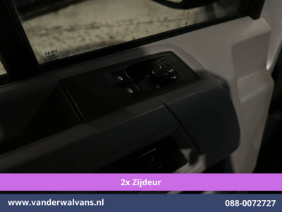 Volkswagen Crafter 2.0 TDI 177pk L3H3 L2H2 Euro6 Airco | 2x Zijdeur | Camera | Navigatie | Apple Carplay Android Auto, Bijrijdersbank foto 16