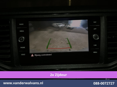 Volkswagen Crafter 2.0 TDI 177pk L3H3 L2H2 Euro6 Airco | 2x Zijdeur | Camera | Navigatie | Apple Carplay Android Auto, Bijrijdersbank foto 3