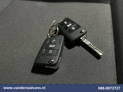 Volkswagen Crafter 2.0 TDI 177pk L3H3 L2H2 Euro6 Airco | Camera | Apple Carplay | Stoelverwarming Android Auto, Bijrijdersbank foto 17