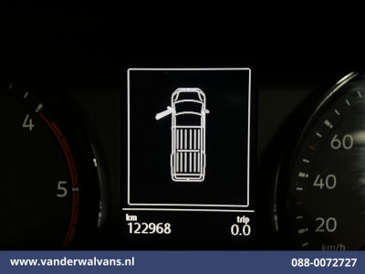 Volkswagen Crafter 2.0 TDI 177pk L3H3 L2H2 Euro6 Airco | Camera | Apple Carplay | Stoelverwarming Android Auto, Bijrijdersbank foto 18