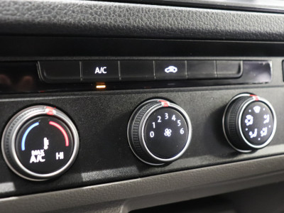 Volkswagen Crafter 2.0 TDI L3H2 - Airco - Navi - Cruise - €14.900,- Excl. foto 12