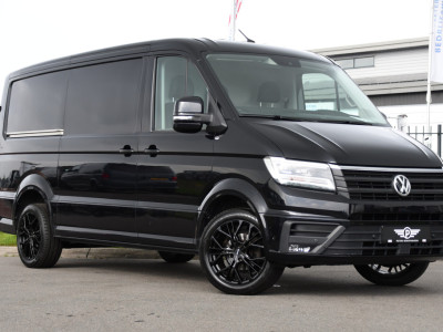 Volkswagen Crafter 2.0 TDI L3H2 Black Edition Adaptieve Cruise, Camera, Carplay, LED, 2 x Schuifdeur, 177pk, Automaat, Geveerde stoel, Massage Stoel, Trekhaak, Uniek! foto 5