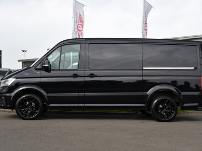 Volkswagen Crafter 2.0 TDI L3H2 Black Edition Adaptieve Cruise, Camera, Carplay, LED, 2 x Schuifdeur, 177pk, Automaat, Geveerde stoel, Massage Stoel, Trekhaak, Uniek! foto 9