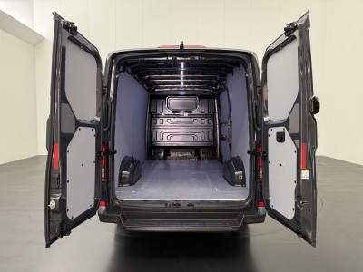 Volkswagen Crafter 2.0TDI L3H2 Highline | Navigatie | Camera | Airco | Cruise | Betimmering 4