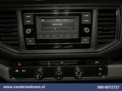Volkswagen Crafter 2.0 TDI L3H2 L2H1 Euro6 Airco | 2500kg Trekhaak | Parkeersensoren Bijrijdersbank foto 12