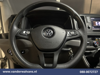 Volkswagen Crafter 2.0 TDI L3H2 L2H1 Euro6 Airco | Camera | Navigatie | Apple Carplay | Stoelverwarming Android Auto, 2500kg Trekhaak, Verwarmde voorruit, Parkeersensoren, Bijrijdersbank foto 15