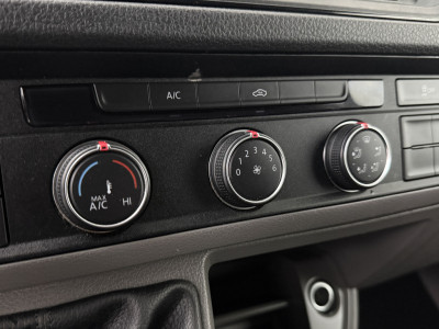 Volkswagen Crafter 2.0TDI L3H2 Trekhaak | Betimmering | Kastinrichting | Navigatie | Camera | Trekhaak foto 17