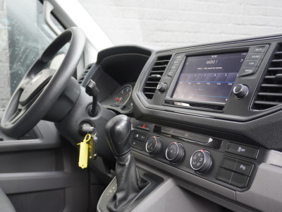 Volkswagen Crafter 2.0 TDI L3H3 140PK Automaat EURO 6 - Airco - Cruise - PDC - €18.950,- foto 3