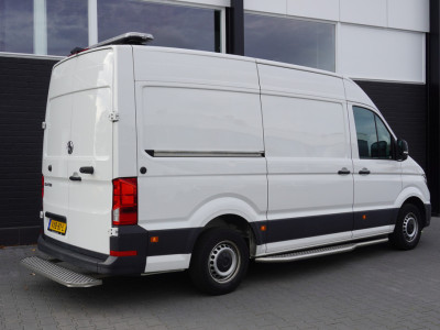 Volkswagen Crafter 2.0 TDI L3H3 140PK EURO 6 - Airco - Cruise - PDC - €19.900,- Excl. foto 2