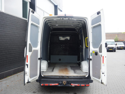 Volkswagen Crafter 2.0 TDI L3H3 177PK Automaat 3.500KG EURO 6 - Airco - Navi - Cruise - €18.900,- Excl. foto 10