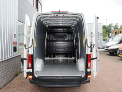 Volkswagen Crafter 2.0 TDI L3H3 Airco/Cam/PDC 6